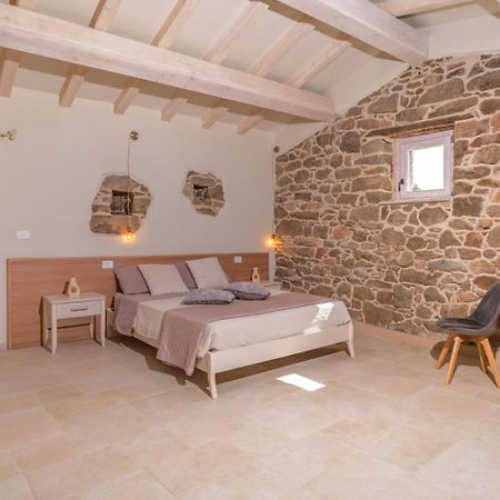 Ammentos Bed & Breakfast Palau Dış mekan fotoğraf