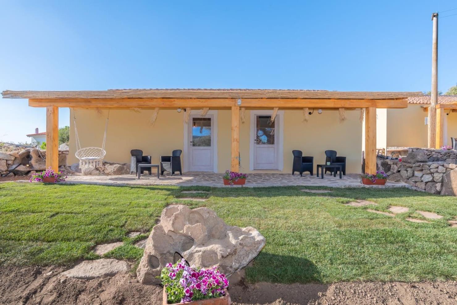Ammentos Bed & Breakfast Palau Dış mekan fotoğraf